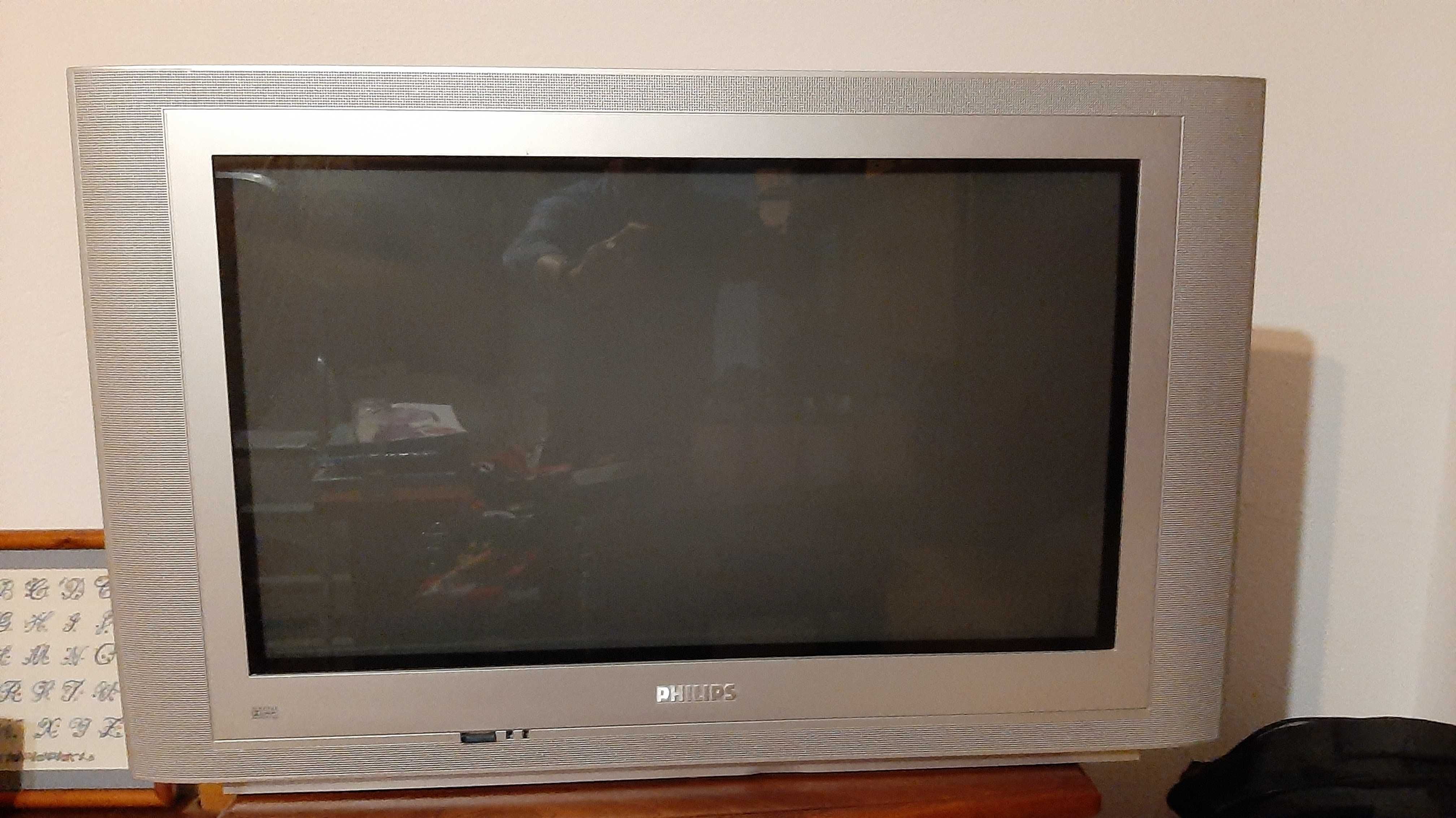 Televisão Philips 81 cm