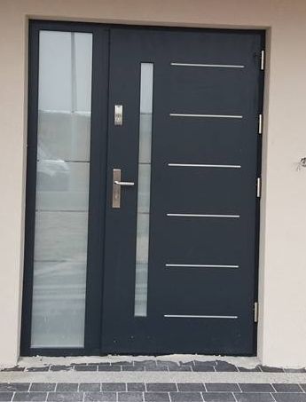 Drzwi zewnętrzne drewniane 8 cm z montazem dzp