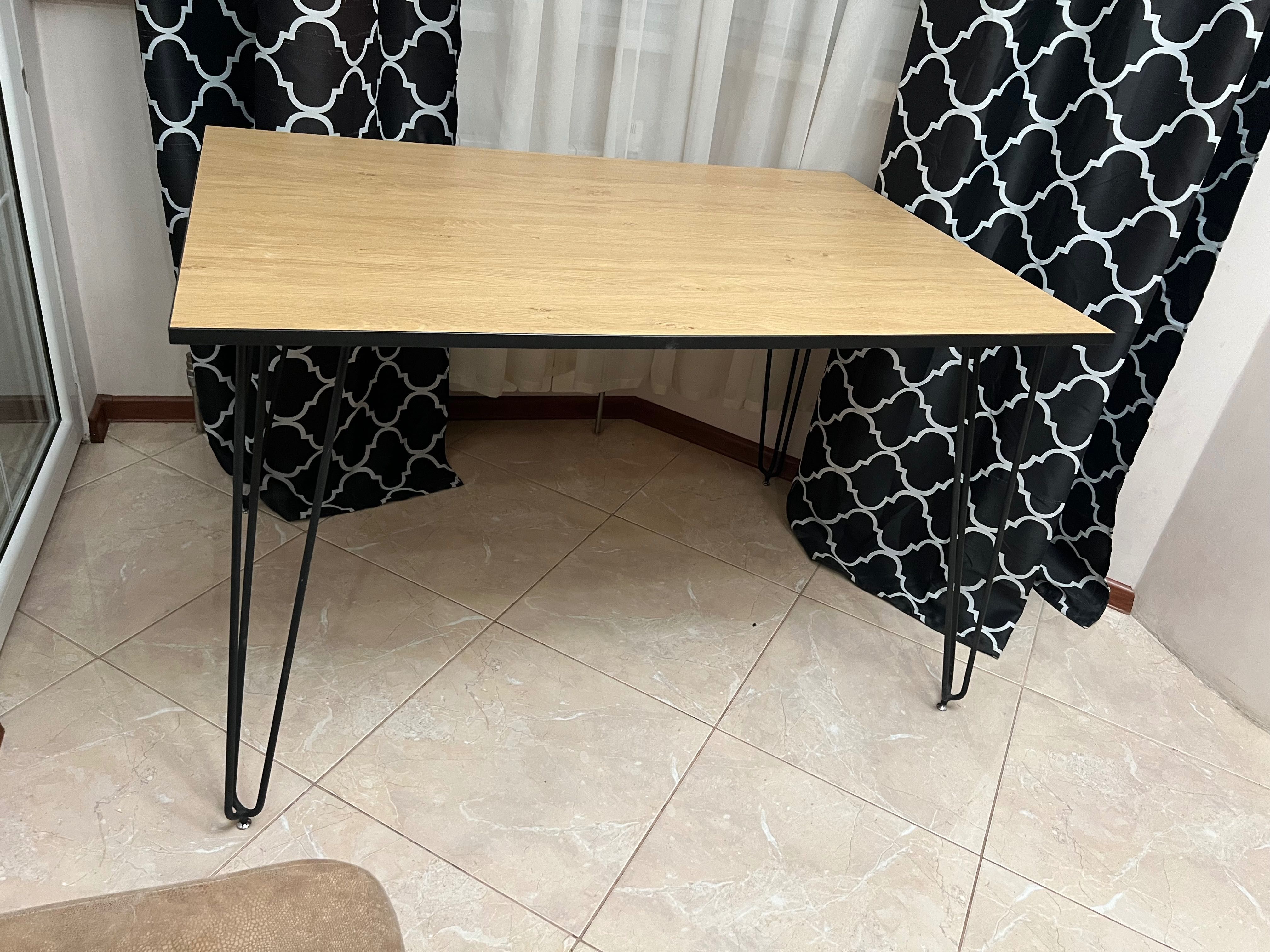 Сучасний стіл у стилі лофт. Современный стол в стиле лофт.