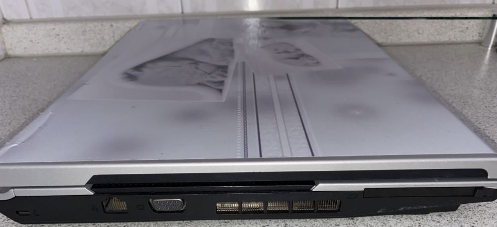 Ноутбук Fujitsu esprimo mobile v6555 (требует ремонта)