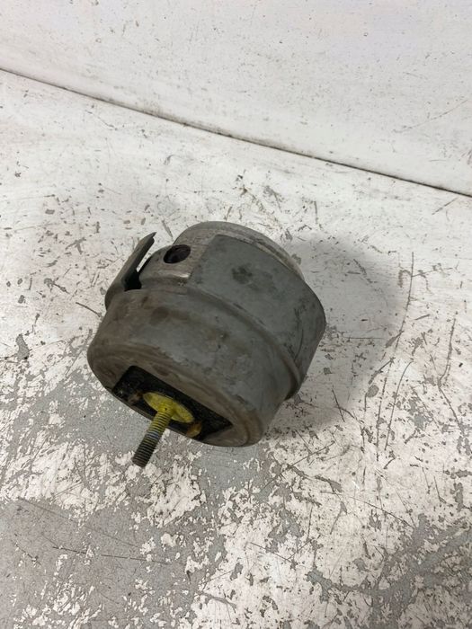 poduszka silnika silnika 8e0199382a audi a4 b6 b7 1.8 t 2.0 alt