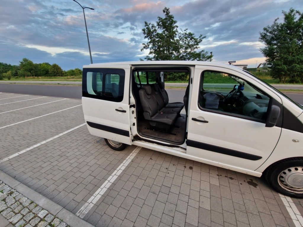 Citroen Jumpy 2009r  9 osobowy