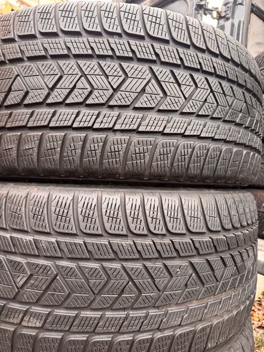 Зимові шини 285 40 r21 Pirelli