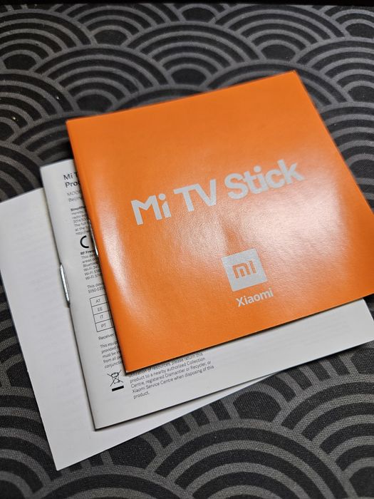Mi TV Stick (Android TV + Chromecast + Bluetooth Voice Remote)