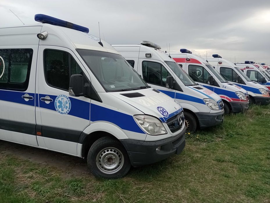 Sanitarny Mercedes Sprinter Automat  Ambulans Karetka PNEN 1789 Kamper