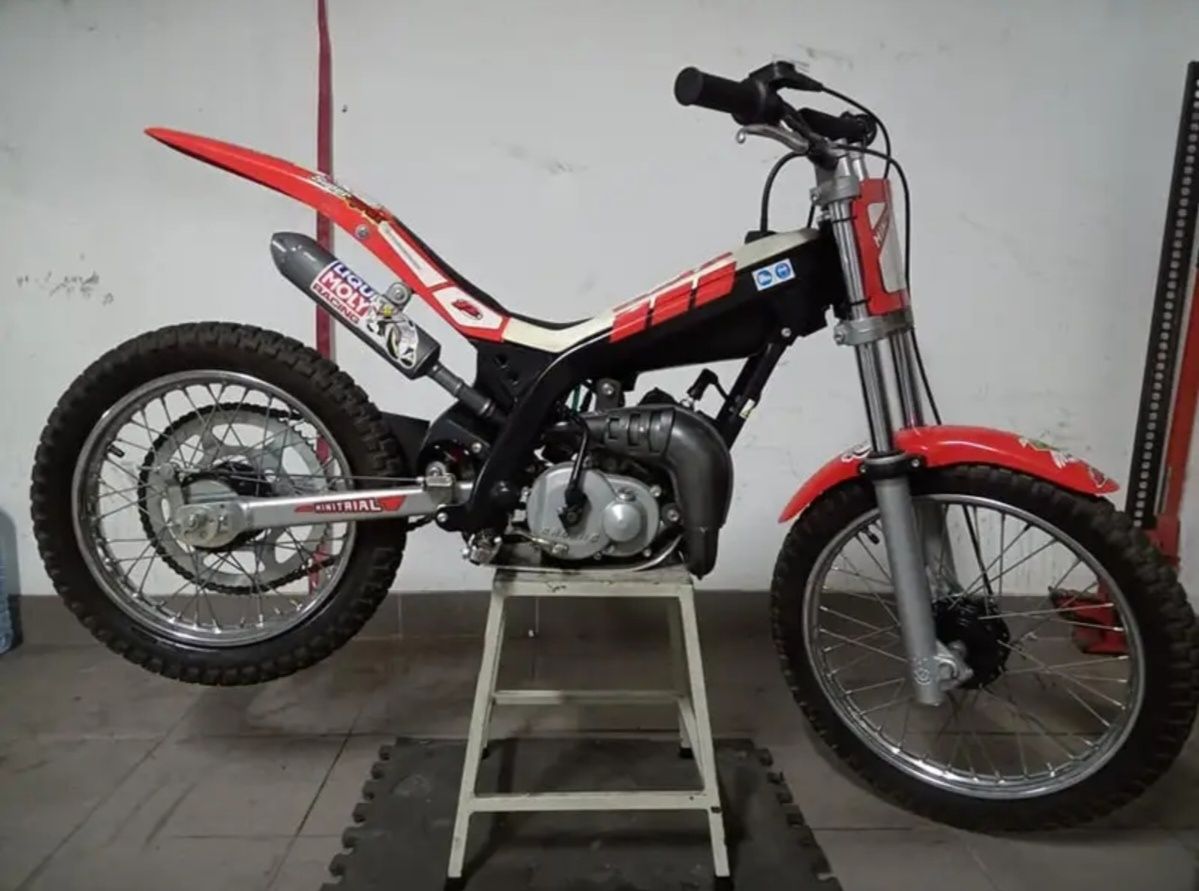 Beta mini moto trail 50 cc