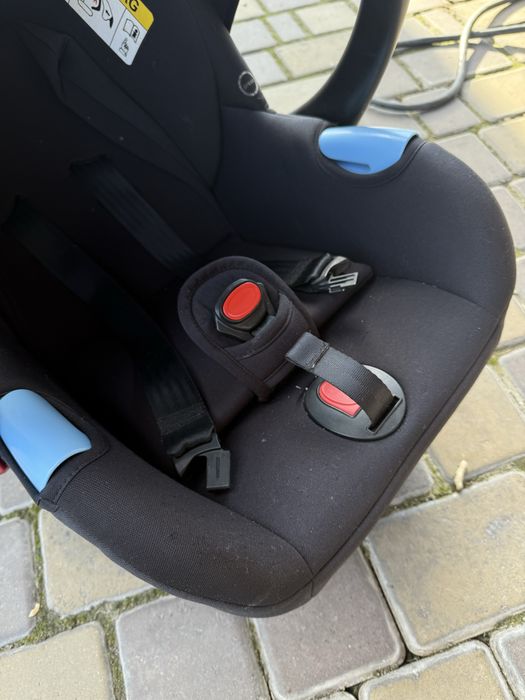 Автокрісло від 0 місяців