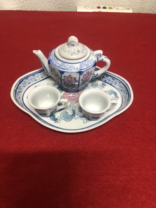 Serviço de miniaturas de café