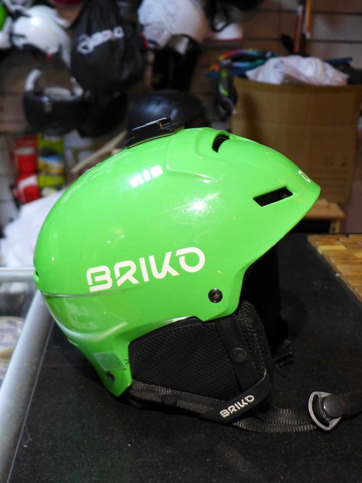 Kask narciarski dziecięcy BRIKO zielony rozm. S