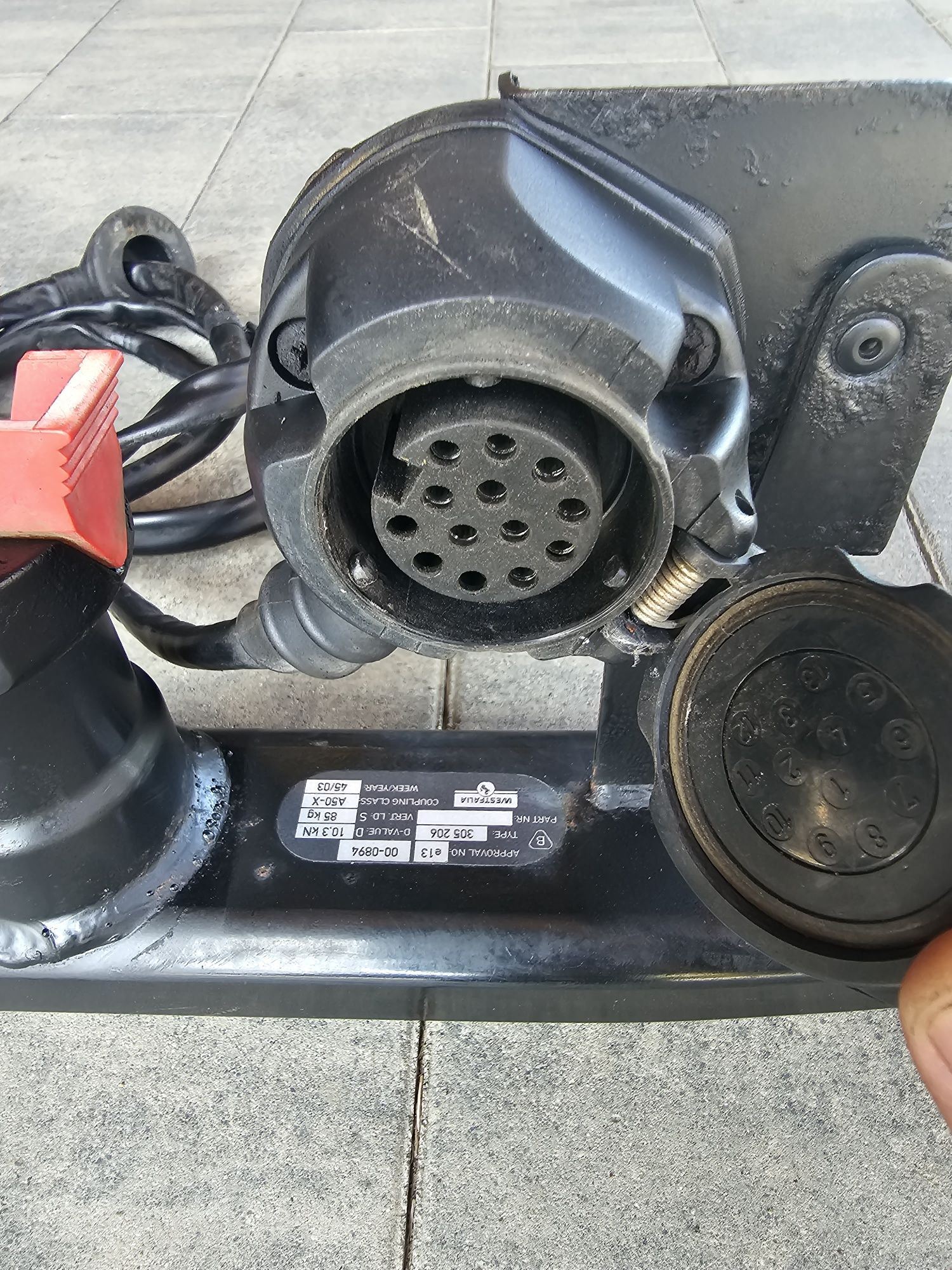Hak Audi A4 B6 B7 Westfalia kombi sedan Alko Oris