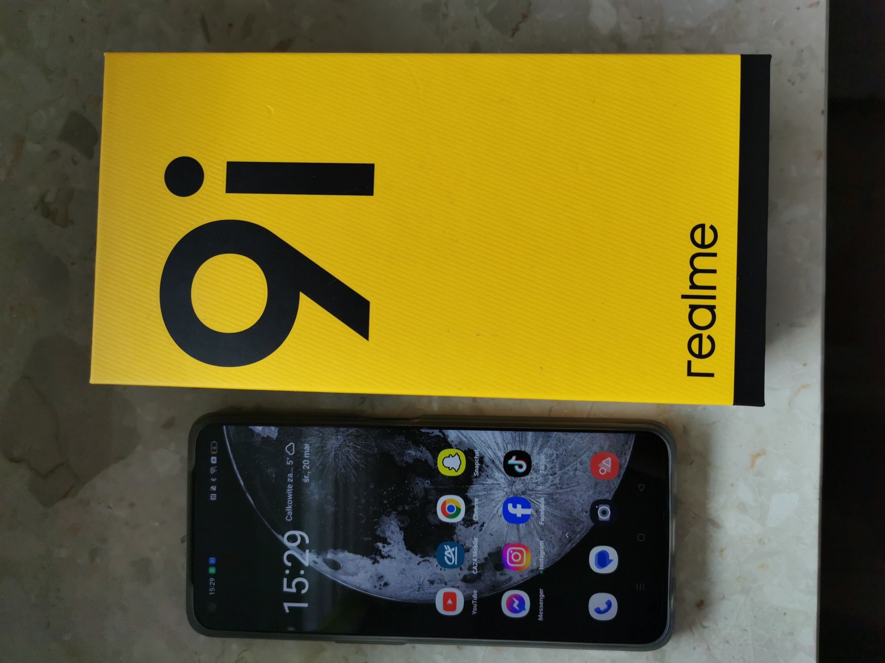 Smartfon Realme 9i