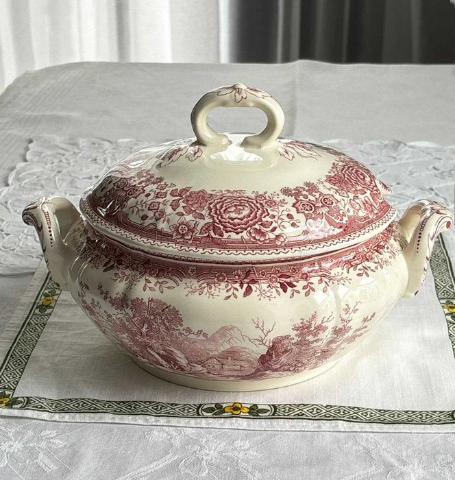 Villeroy & Boch Mettlach Burgenland czerwony waza teryna