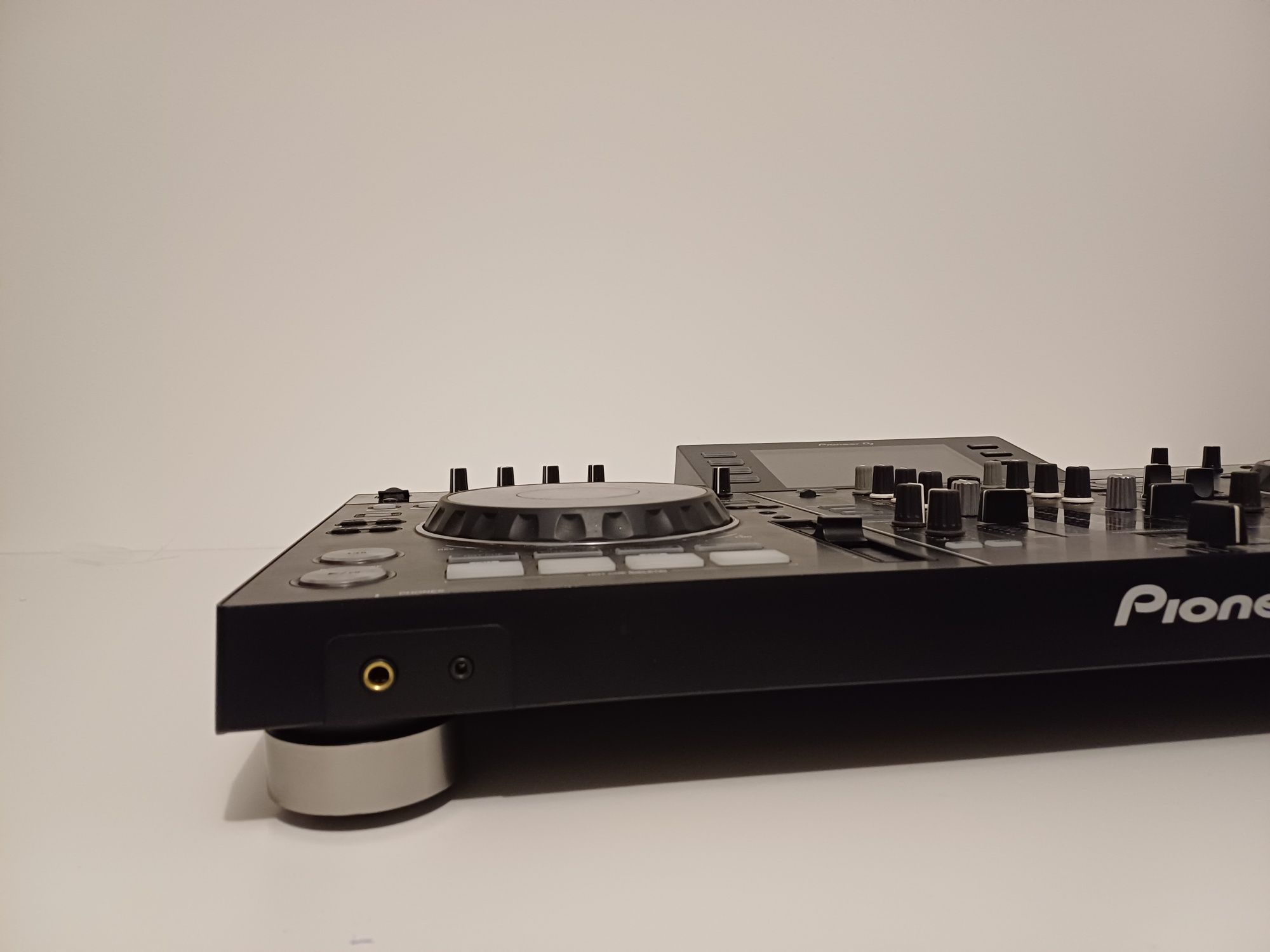 All-In-One XDJ RX Pioneer + case