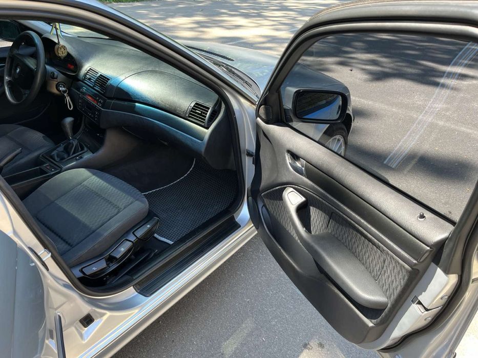 BMW 3 E46в дуже гарному стані
