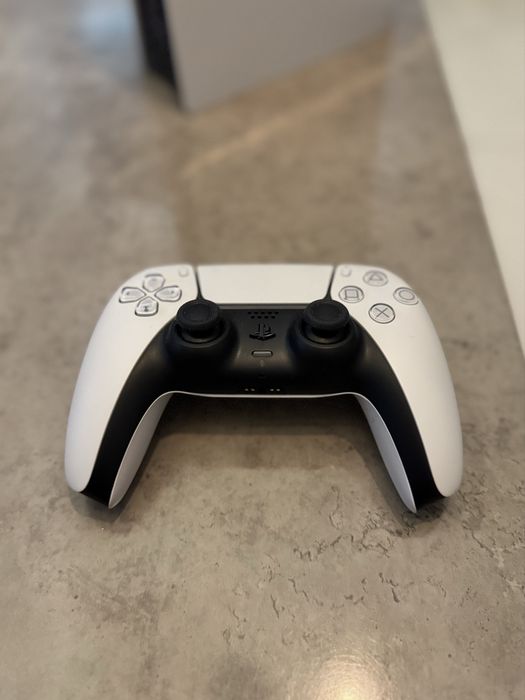 Konsola Sony PlayStation 5 Digital Slim D-Chassis 1TB – jak nowa!