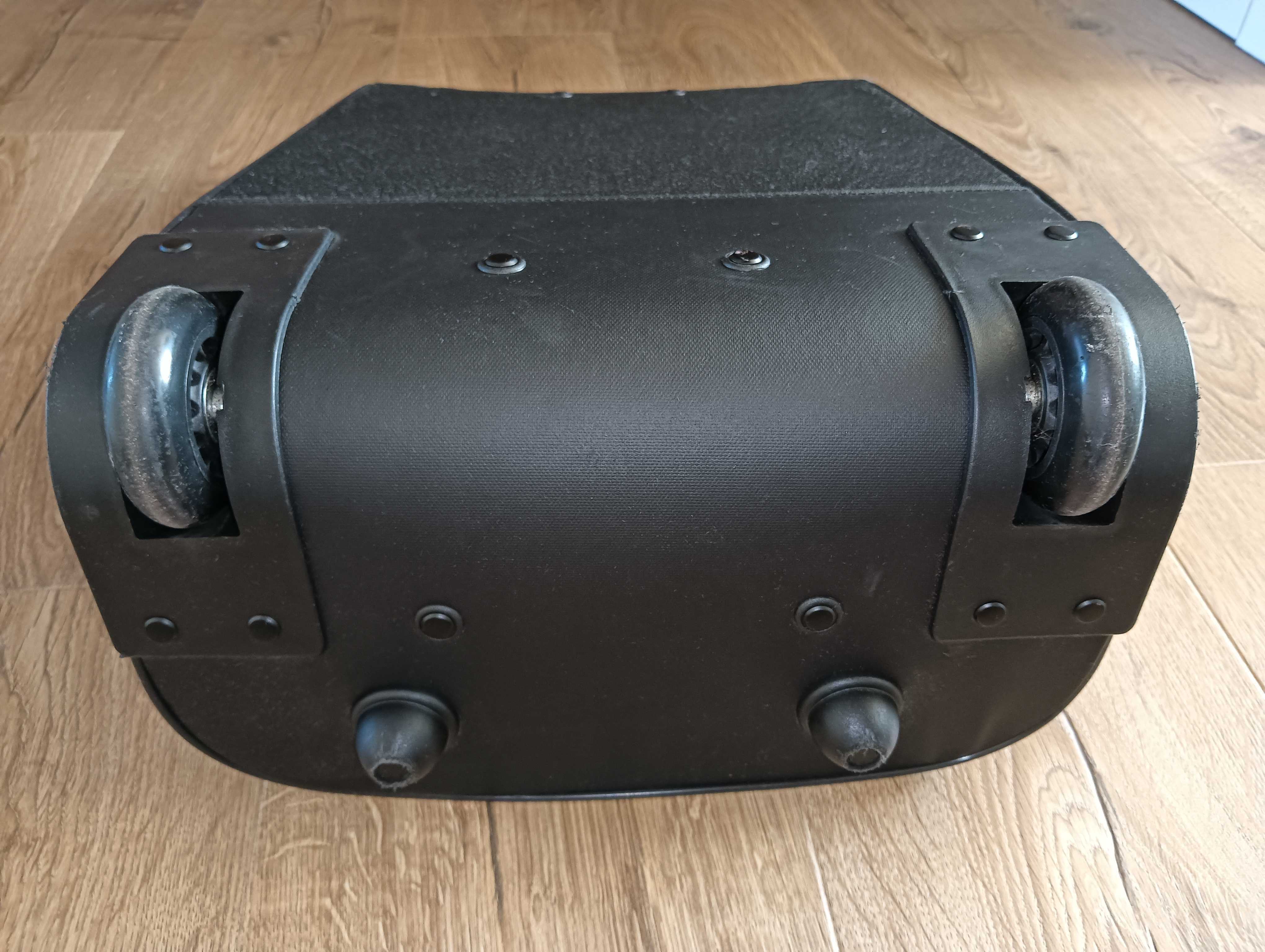 Walizka kabinowa na kółkach, Decathlon NEWFEEL TR 100 30L