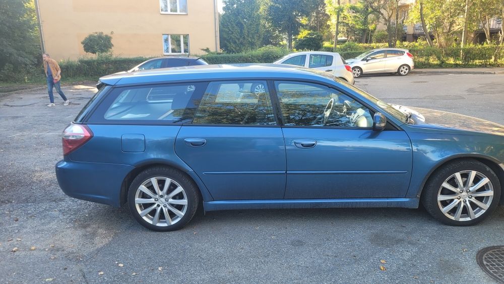 Subaru legacy 2.0 benzyna 2009