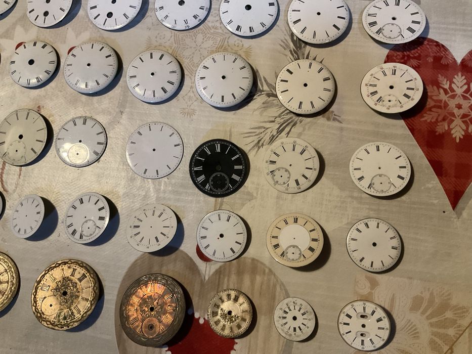 Lote de 42 mostadores para relogios