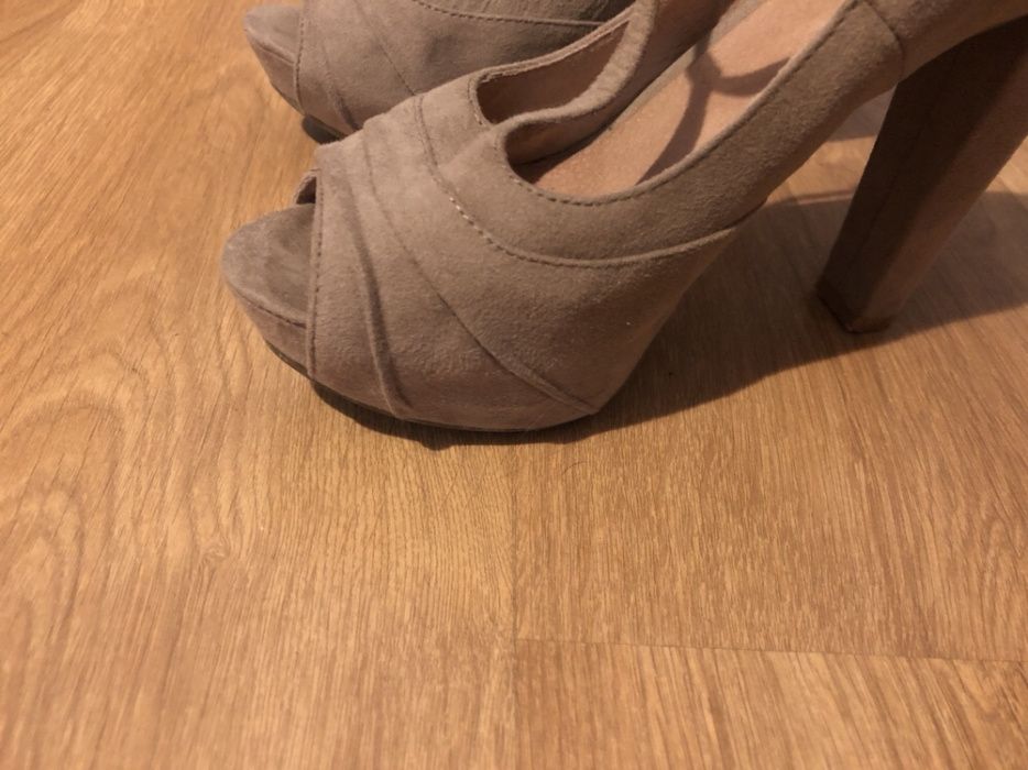 Sapatos Foreva 38