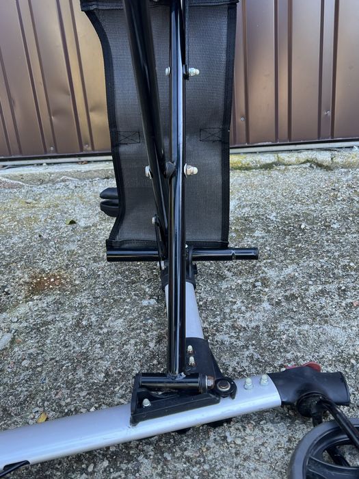 Sprzedam lekki aluminiowy chodzik/pchacz: firmy ROLLATOR