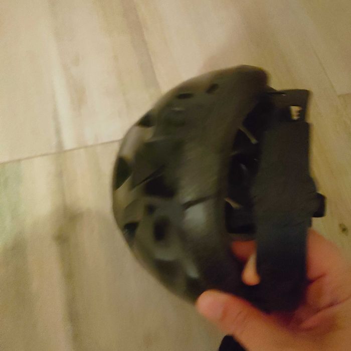 Vendo capacete (adulto)