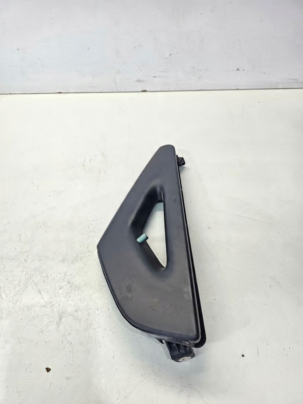 RĄCZKA UCHWYT TUNELU AUDI A3 8P LIFT 8P0880491B