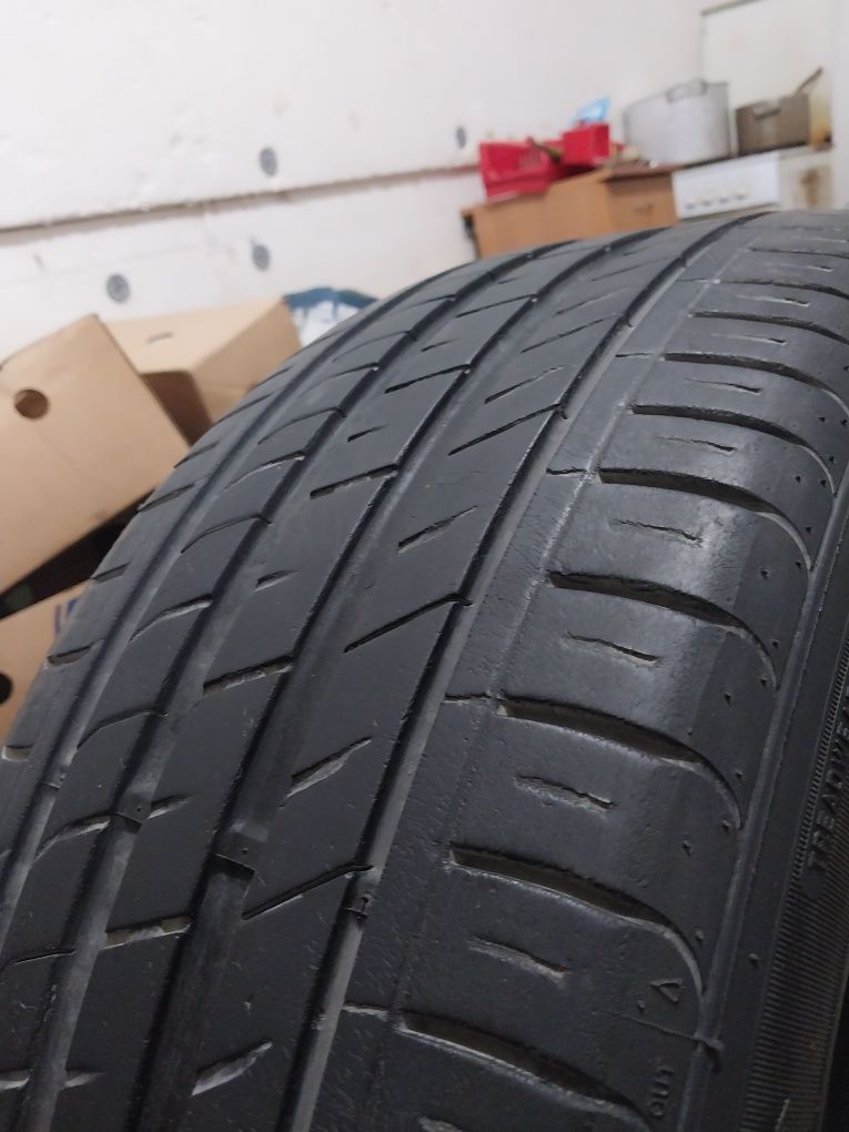 Продам Nexen Nfera su1 245/50zr18 104w