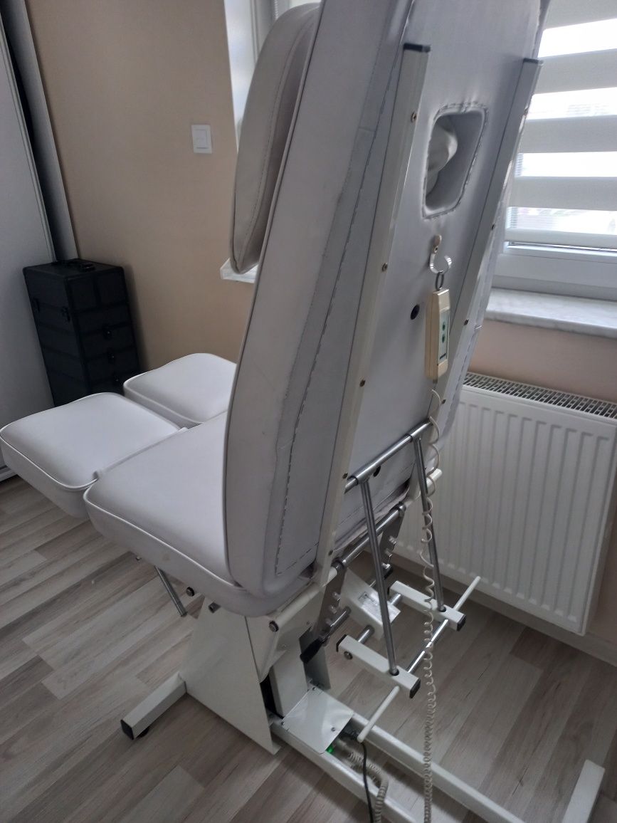 Sprzedam fotel kosmetyczny elektryczny