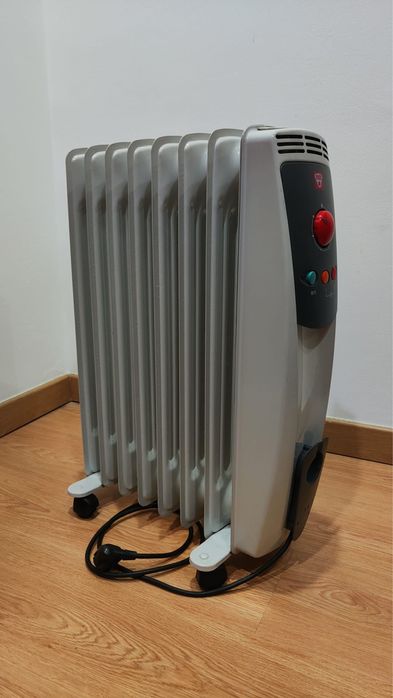 Aquecedor a Óleo EFACEC 1200W – Funciona Perfeitamente