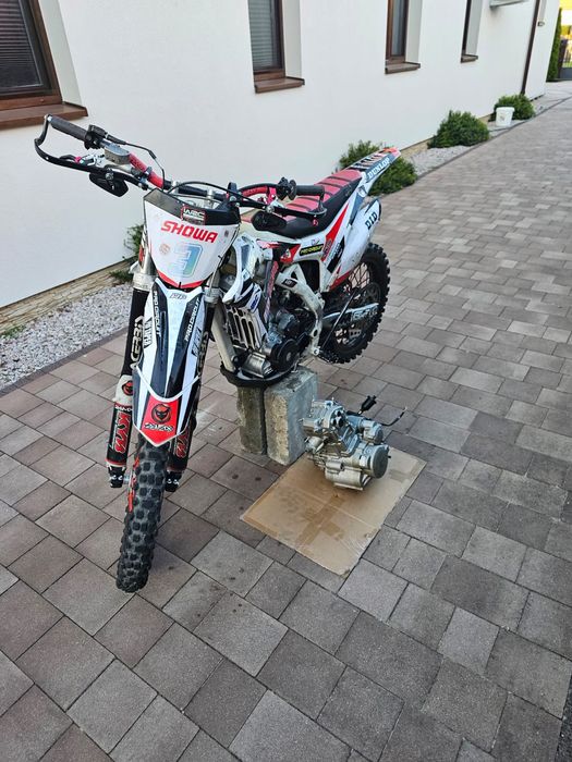 Cross Barton 300