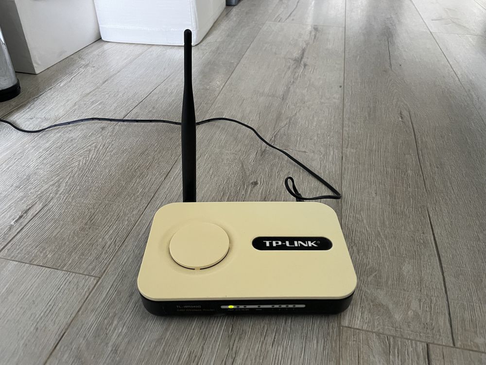 Router TP LINK TL-WR340G