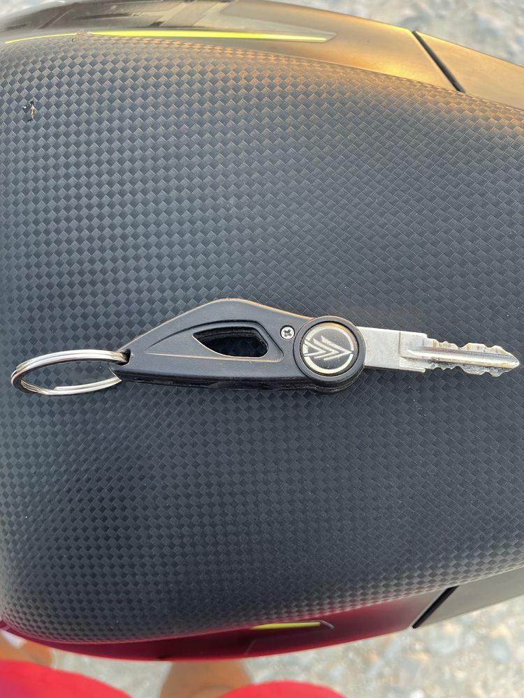 Vendo keeway rkf125 como nova