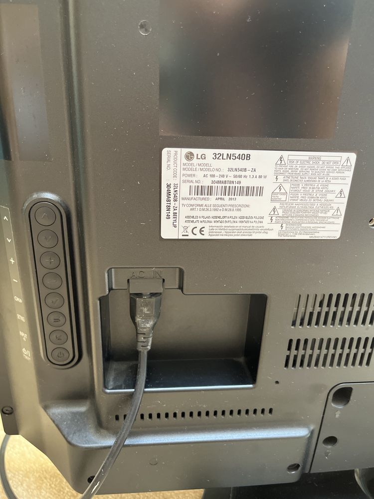 Sprzedam telewizor LG 32LN540B