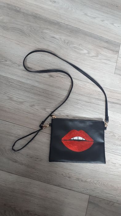 Torebka na ramię listonoszka usta