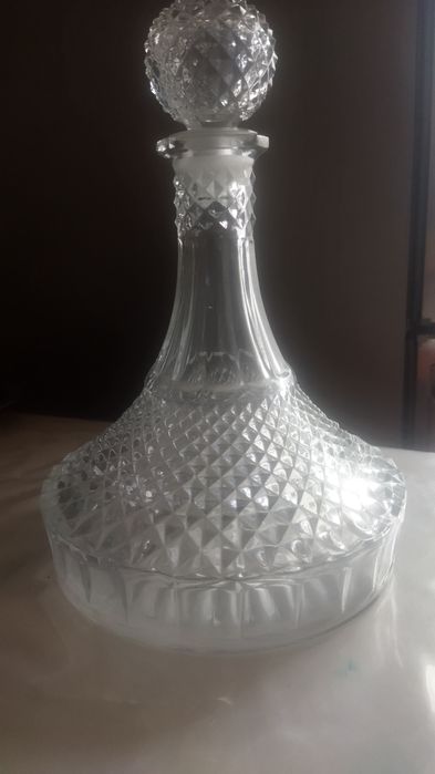 Хрустальна пляшка