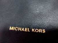 Сумка Michael Kors  кож зам 220 гр  , розмірів  36 єсм на 35 см віддам