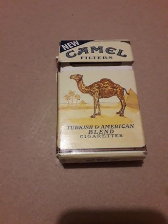 PRL Camel pudełko kolekcjonerskie po Camelach