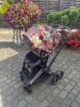 Cybex priam spacerowka w kwiaty plus gondola