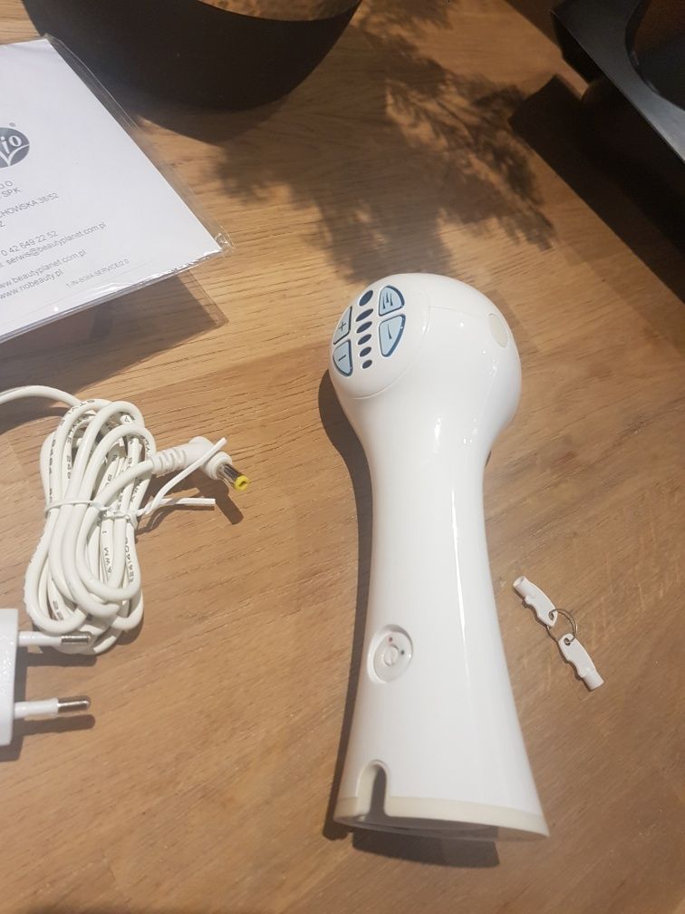 Laser depilacja laserowa LAHH GO LASER HAIR REMOVER