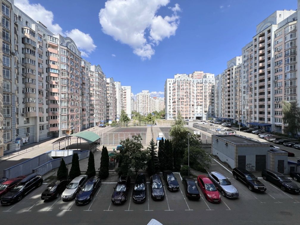 Іподром, Лікоград, 3 кімнатна, Здановської 60/2
