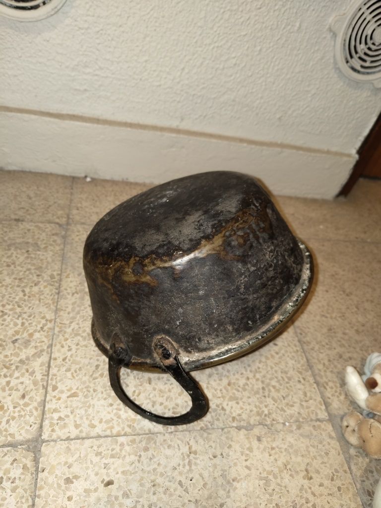 Tacho antigo em cobre