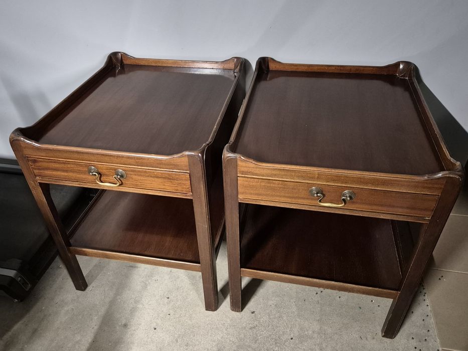 Dwie szafki/Stoliki Vintage