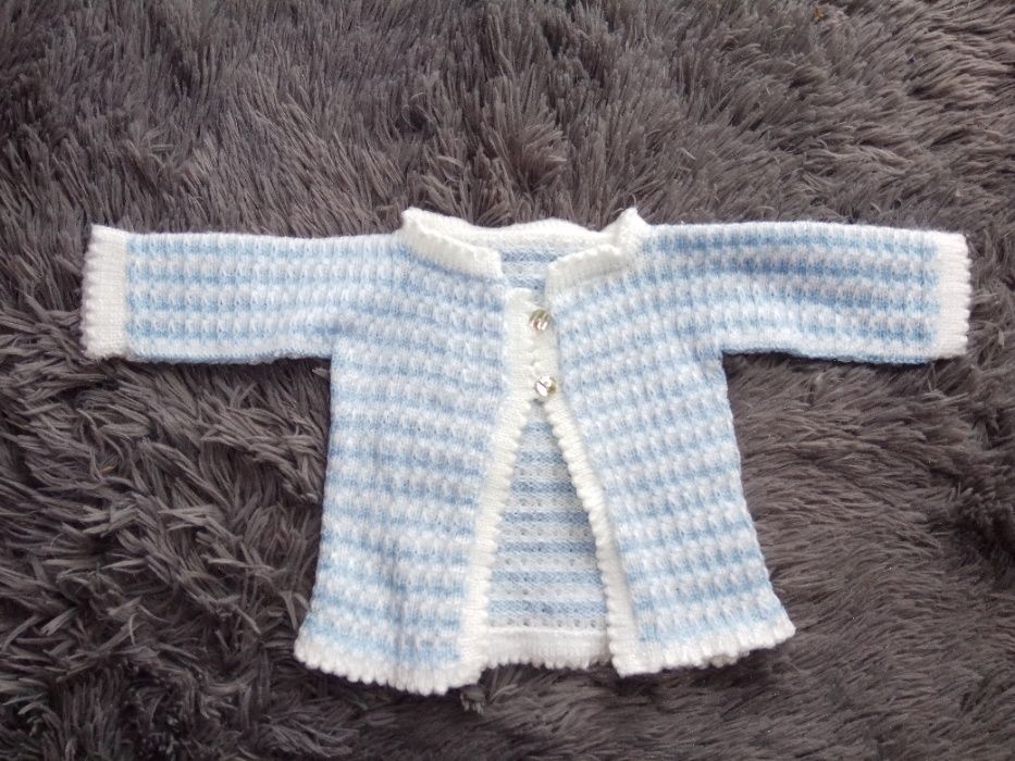 Casaco de bebé artesanal - Novo