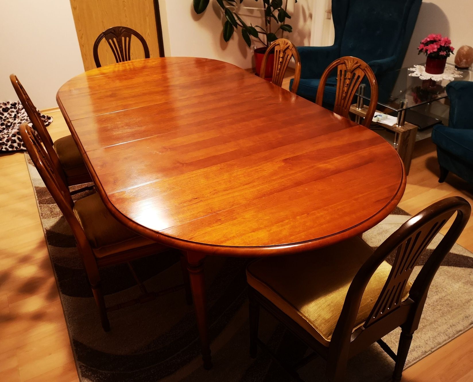 Rozkładany stół klapak z krzesłami antyk