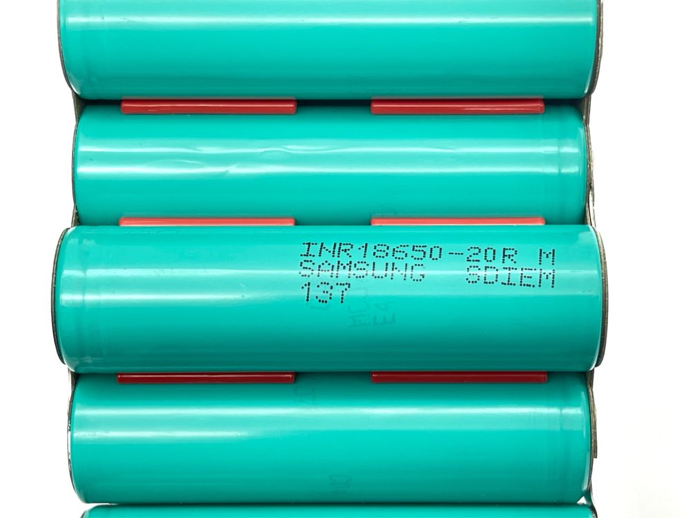 Акумулятор Samsung INR18650-20R 2000mAh 22А 18650 Li-ion
