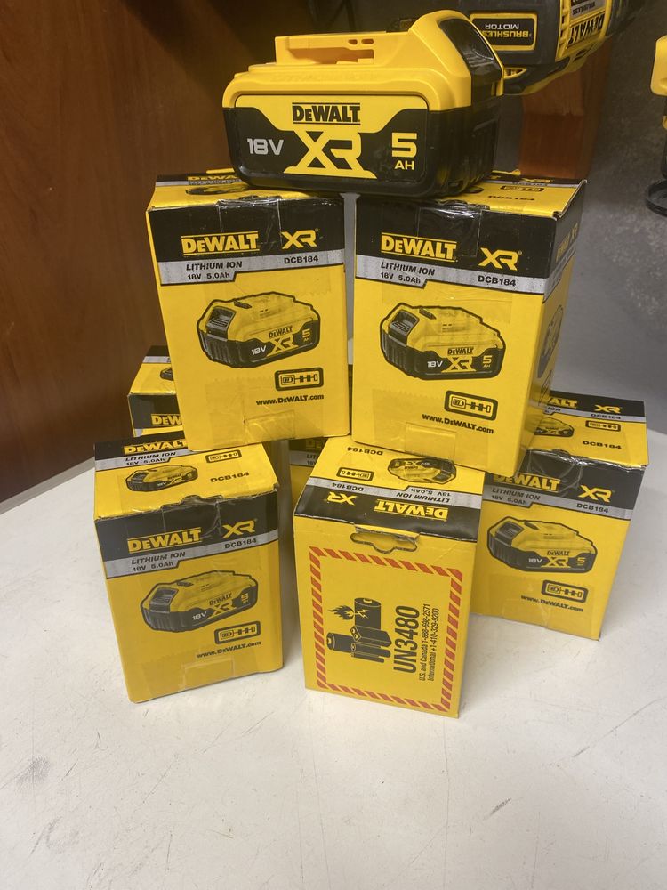Akumulator dewalt DCB184 oryginalne