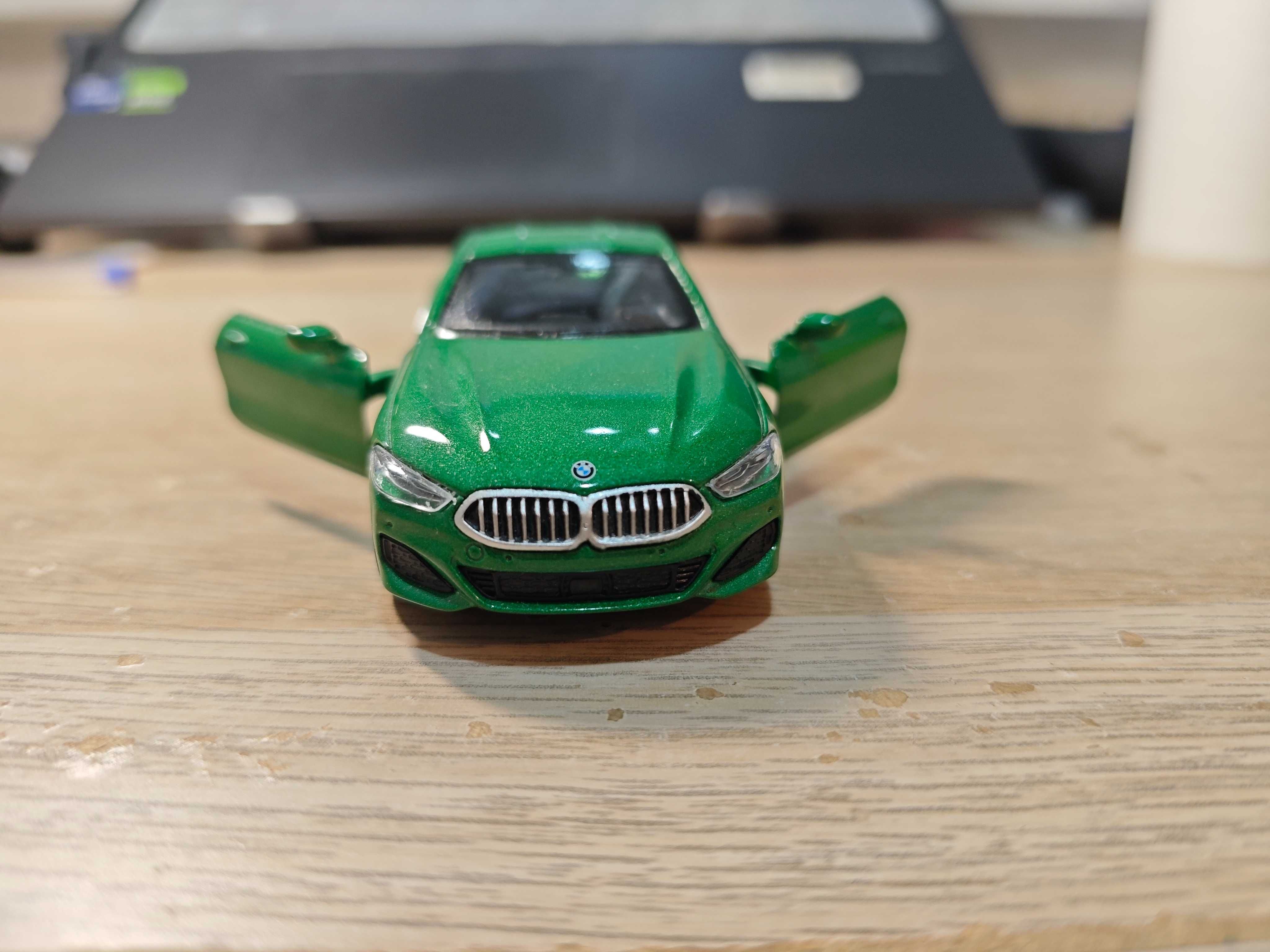 Miniatura BMW 8 series