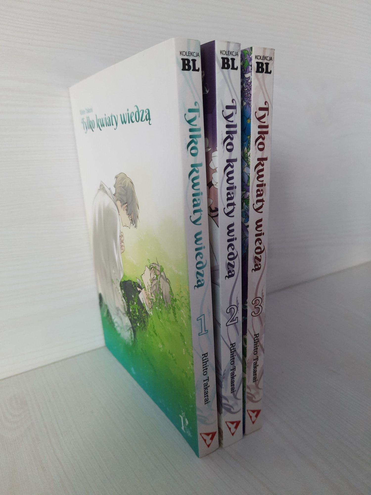 Manga Tylko kwiaty wiedzą, tomy 1-3 (cała seria)