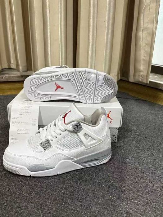 Buty Trampk Jordan 4 Retro White Oreo R.39