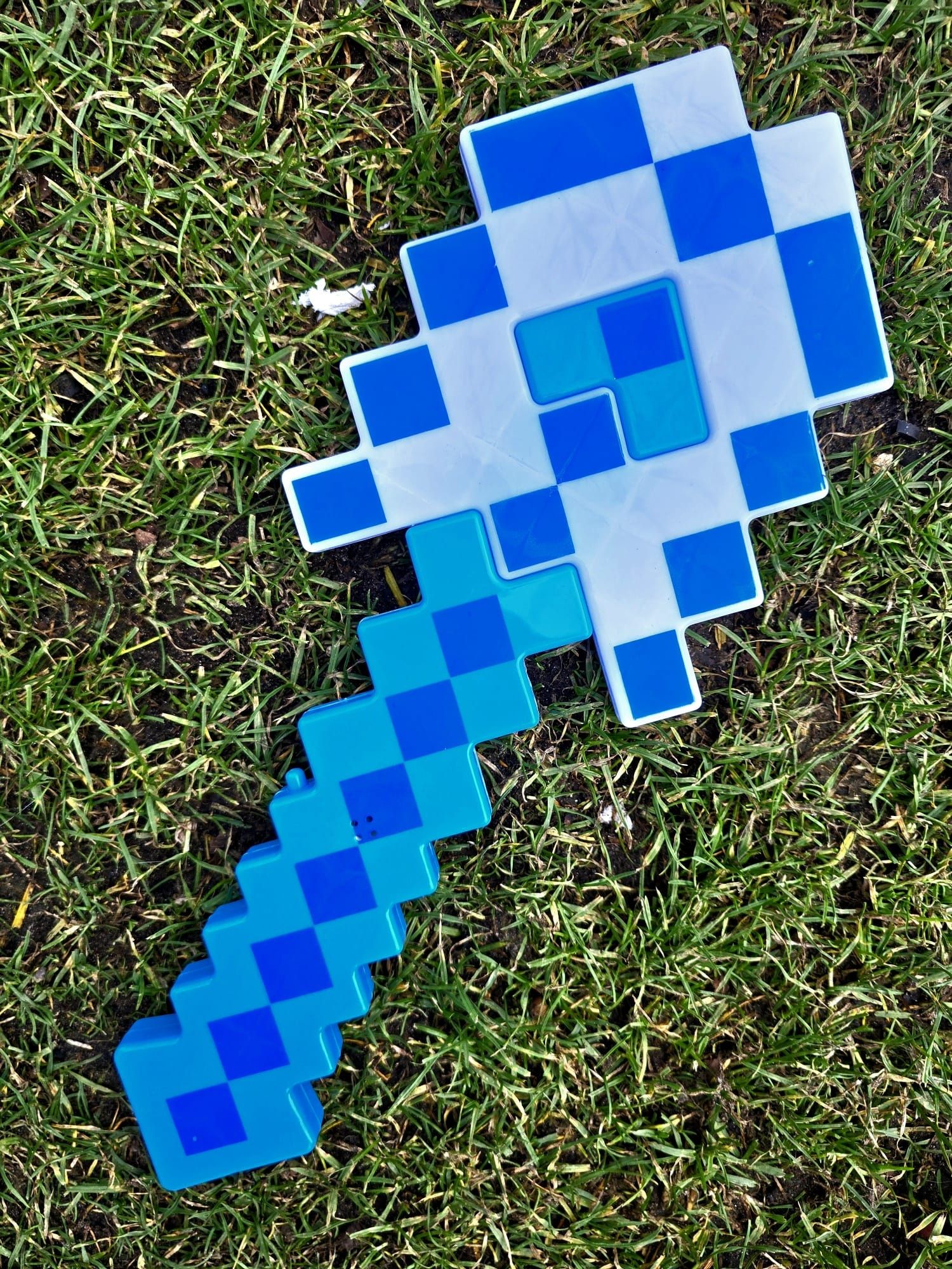 Ekstra zabawka dla dzieci Łopata w stylu Minecraft nowa